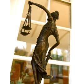 Antikas - Sculpture Justitia Bronze Figure Roman Goddess Woman with Scales