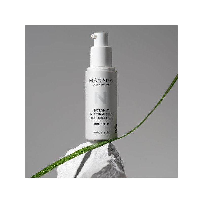 Madara Botanic Niacinamide Alternative 5 In 1 Serum 30ml