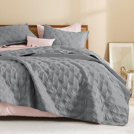 Litanika King Size Quilt Bedding Set, Medium Grey Summer Lightweight Soft Comforter Bedspreads & Coverlets, Boho Farmhouse Bedding Cover Bed Decor All Season, 3 Pieces (1 Quilt, 2 Pillowcases)