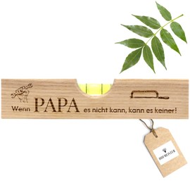 HOFMEISTER® Wasserwaage mit Gravur aus Buchenholz – witziges Geschenk für Papa Männer Handwerker zum Vatertag oder Geburtstag, 15 cm