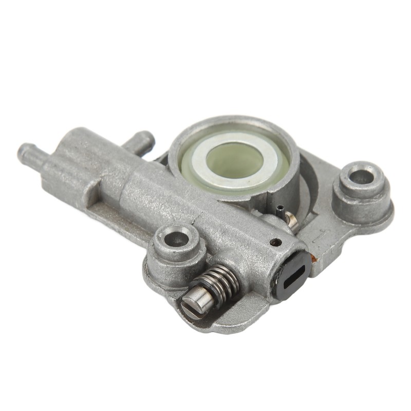 Oil Pump with Metal Worm Gear Replacement for CS350 CS2600