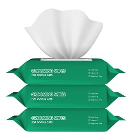 COCOYO Disposable Wet Wipes for Dogs & Cats I 300 Wipes for Cleaning and Deodorizing - Plant-Based, Hypoallergenic Pet Wipes for Puppies - Wipes for Paws, Butt, & Body - Fragrance Free