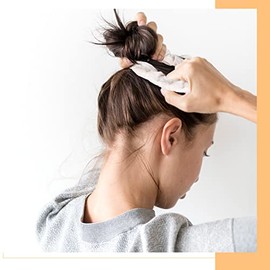 Crowye 30 Coleteros para Cabello Lindos para Mujer Niña Scrunchies Kawaii Coloridos Gomas de Cabello a Cuadros de Color Sólido Lunares Florales de Margaritas Accesorios de Lazos de Pelo Surtidos