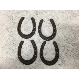 Cast Iron Set Of 4 Medium Sized Horseshoes (0031)