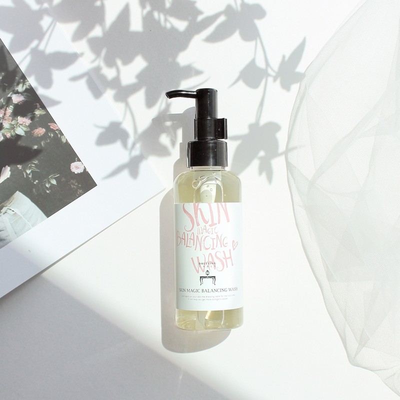 Skin Magic Balancing Wash Cleansing Water Mildly Acidic Natural Ingredients