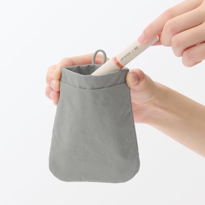 Mu-in Ryohin Wrinkle Nylon One-Handed Opening Flat Pouch - Gray