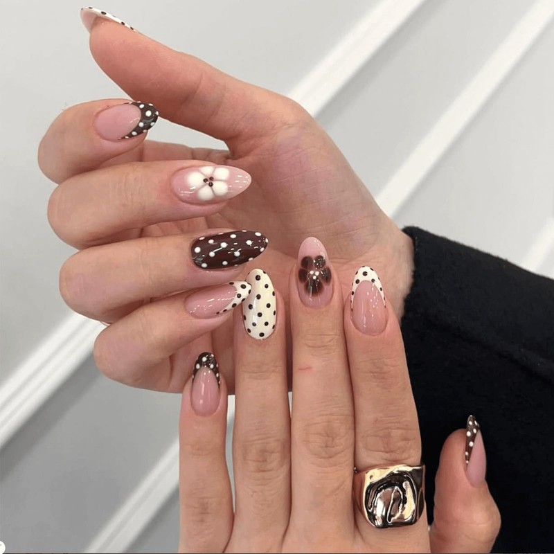 Uñas postizas francesas de punta plana, tamaño mediano, almendra, lunares,