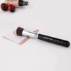 Eigshow Foundation Make Up Brush with Flat Tip - Kabuki