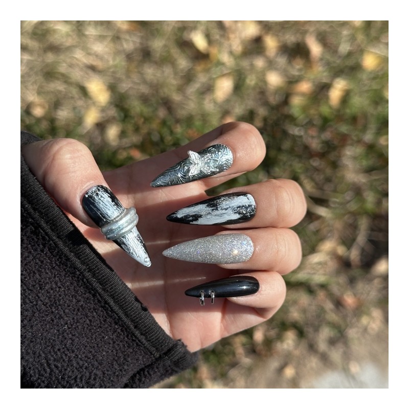 Highly recommended by the owner Silver Crack Handmade Nail Tips