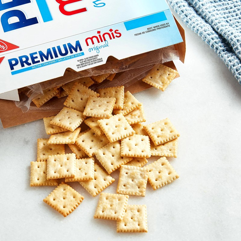 Premium Pack of 6 Premium Mini Saltine Crackers 11oz Light
