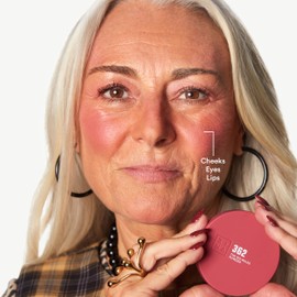 3INA MAKEUP - The No-Rules Powder 362 - Pink 3-in-1 Compact Powder for Eyes, Lips and Cheeks - Powder with Hyaluronic Acid and Ceramide - Soft Powder Lightweight Formula - Vegan - Cruelty Free