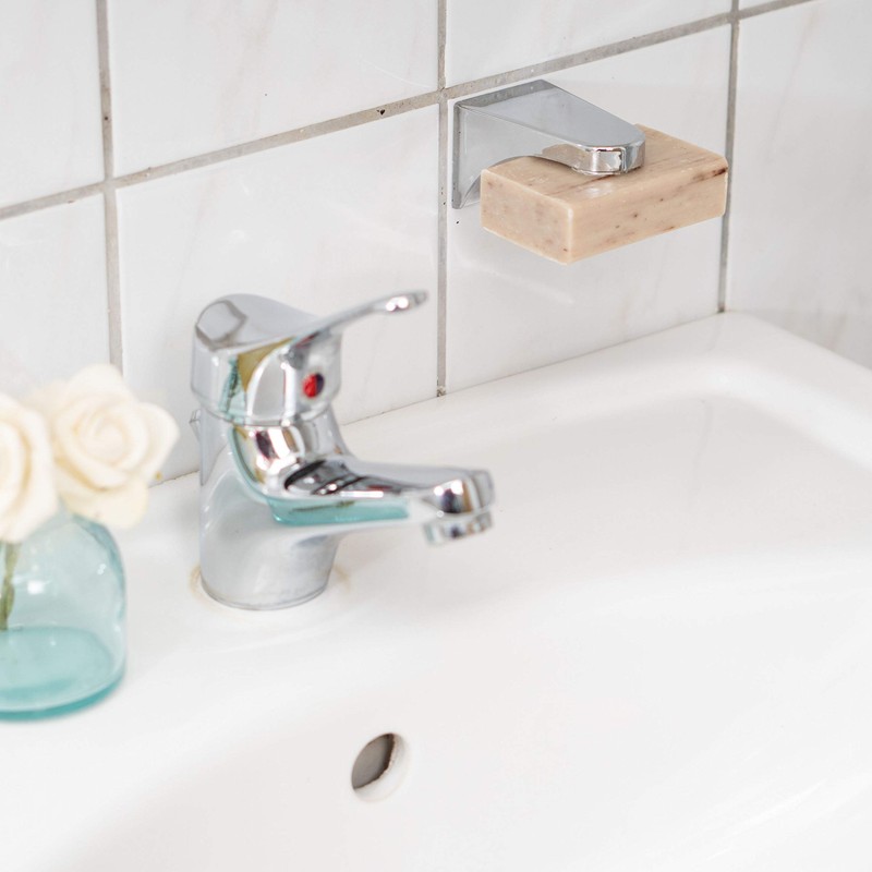 Magnetic Soap Holder, 1 Set, Includes 2 x Soap Plates,