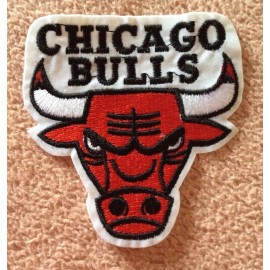Unbranded Vintage Chicago Bulls   Embroidered Sew On Patch