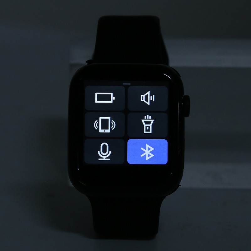 LD5 Portable Bluetooth Smartwatch Heart Rate Monitoring Handfree One Click