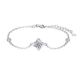 Ferkerylu Moissanite Bracelet for Women, 0.5ct 5mm Four-leaf Clover Dainty Diamond Bracelet, 18K Gold Plated Sterling Silver Bracelets for Women, Jewellery Gift for Women, 0.5ct/5mm, Sterling Silver