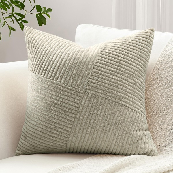 Sungeek Set of 1 Soft Corduroy Decorative Cushion Cover 45x45cm