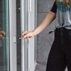 kwmobile Retractable Reel and Badge Holder - Double Card Holder