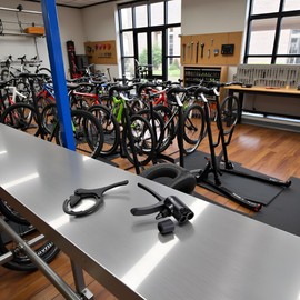 Myuiao Black Pump Adapter Valve, 3 in 1 Replacement Dual Head Air Pump Adapter Valve Bicycle Bike Cycle Tyre Tube Pump Adapter，Bike Floor Pumps