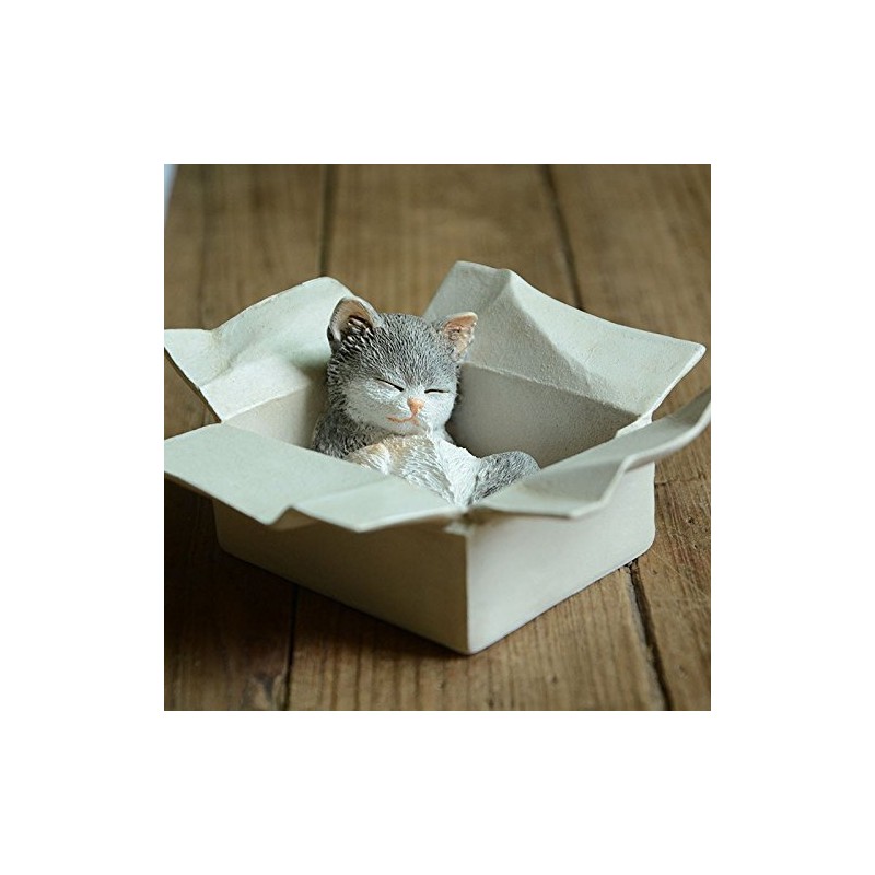Gemmia Book Lover Figurine- Cat w/Books(Notice Size)