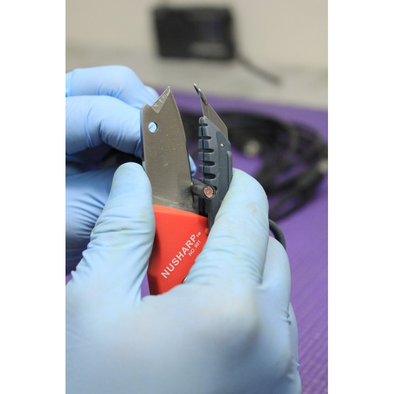 Ascend Tools 6-4/5 inch Pro Cable Insulation Jacket Removal/Slitter Knife