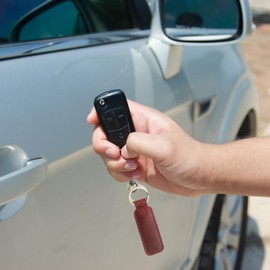 Everwish Creations Soft Leather Keychain Set | Travel keychain | Key Ring & Loop Keychain Combo for Men/Women (Red)