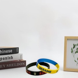Wiywef 2pcs Ukraine Flag Wristband Silicone Ukraine Bracelets Rubber National Flag Wristband Ukrainian Gifts for Fan Souvenirs