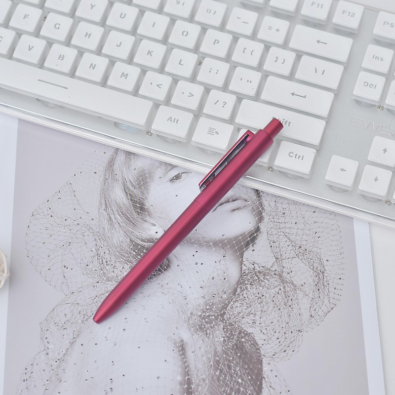 Premium Ballpoint Pens, Red pen-holder, with Elegant Gift Box Packaging