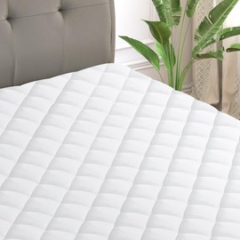 BDEUS Twin Quilted Fitted Mattress Pad, Soft and Breathable Mattress Protector with 180 GSM Down Alternative Fillings, Noiseless Mattress Cover with 6-18" Deep Pocket,Women's Gift Idea.