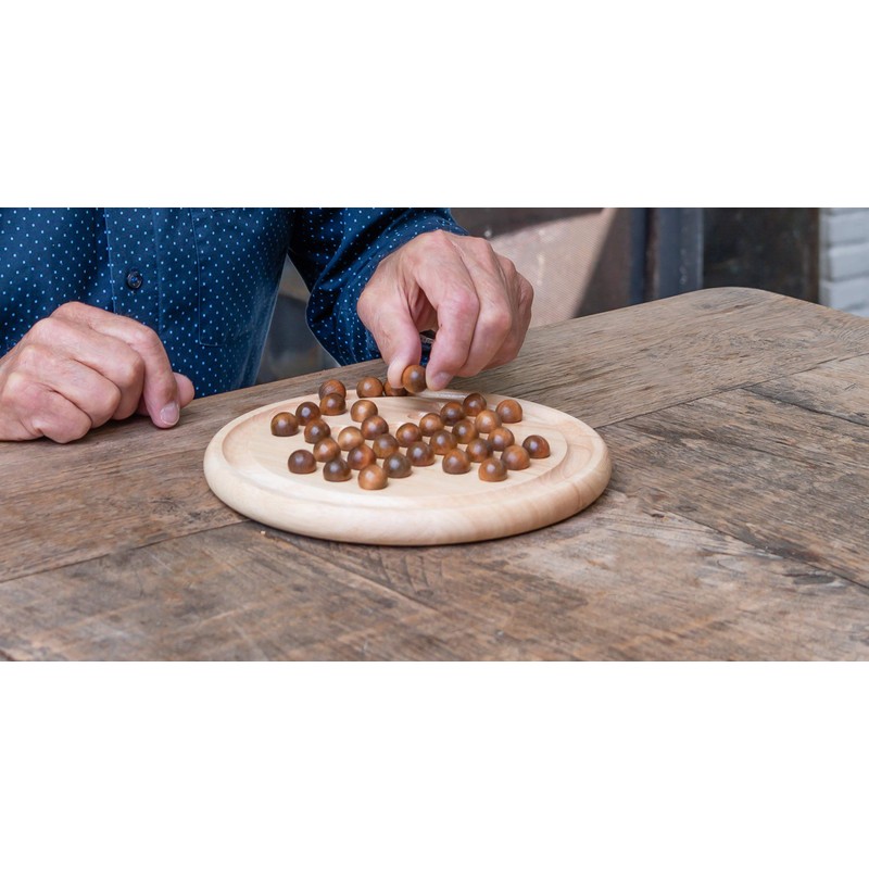 Engelhart - Hübsches Solitärspiel Englisch, 33 Löcher, Holz 23 cm