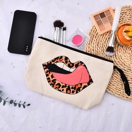 Leopard Lip Print Makeup Bag for Women Girls Animal Print Toiletry Bag for Friend Bestie Christmas Birthday Gifts for Girlfriend Cheetah Lipstick Cosmetic Pouch Fashionistas Gift with Wrist Rope