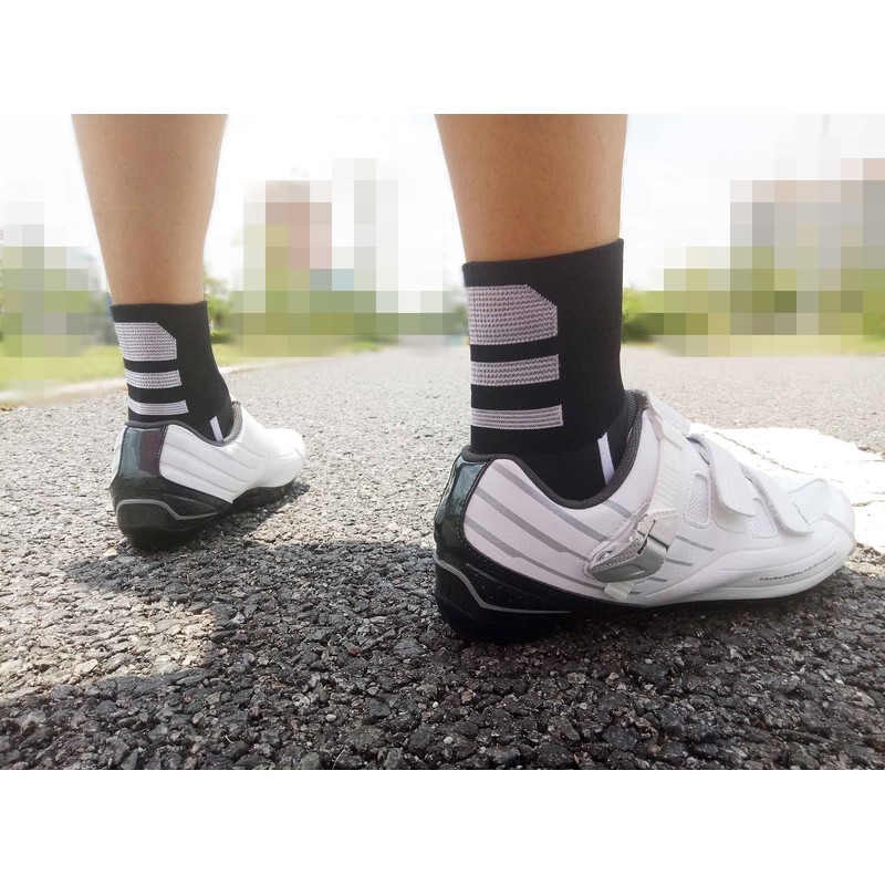 Morethan MT-DVA-001 Cycling Socks (One Size) Multi-Purpose Socks (Cycling/Running/Camping)