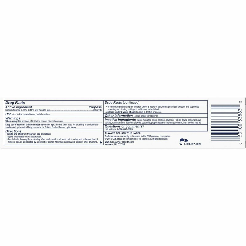 Aquafresh Extreme Clean Whitening Action Fluoride Toothpaste for Cavity Protection,