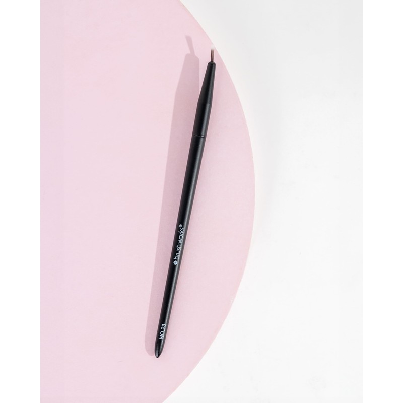 Brushworks No. 23 Precise Liner Brush