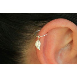 Hoop Earring, 22 gauge 925 Sterling Silver Cartilage hoop with leaf Charm,Tiny Cartilage Ring,Cartilage earring,Tragus earring,Helix ring,piercing earring