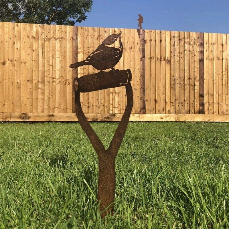 Rustic Warehouse Norfolk Limited Robin On A Spade Handle Garden