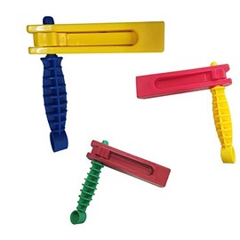 Dress Up America Purim Plastic Gragger, Single Piece Colour May Vary, Mary Wary