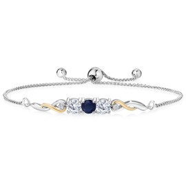Gem Stone King Pulsera de tenis de plata de ley 925 y oro amarillo de 10 quilates con zafiro azul, moissanita y diamante cultivado en laboratorio para mujer (1.62 quilates, totalmente ajustable hasta 9 pulgadas), 22,86cm, Metal Gema, Zafiro moissanita cr