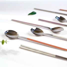 Iris Color Handle Stainless Steel Cutlery Set (Spoon + Chopsticks) / 아이리스 컬러핸들 스텐 수저세트(수저+젓가락)