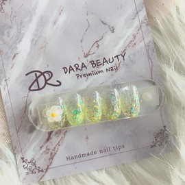 Next day delivery⭐Gradient flower nails⭐ / 다음날 발송⭐그라데이션 꽃네일⭐