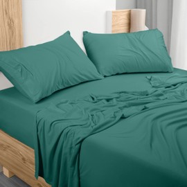 Utopia Bedding Queen Sheet Set - Jersey Knit Sheets 4 Piece Queen Jersey Sheet Set – Cotton Jersey Sheets – Soft T-Shirt Stretchy Sheets (Queen, Green)