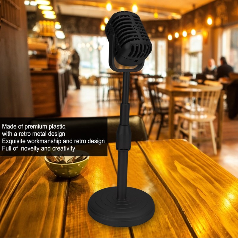 Simulation Old Fashioned Microphone Model with Stable Base and Support