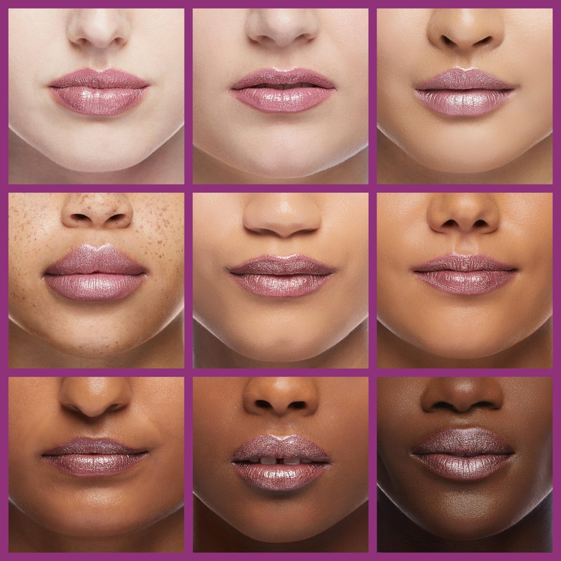 Revlon Super Lustrous Lip Gloss, Non-Sticky, Hydrating, High Shine Finish,