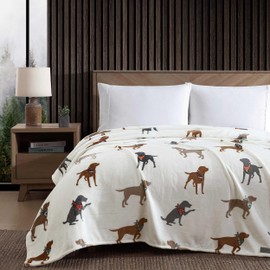 Eddie Bauer - Twin Blanket, Ultra Plush Bedding, Lightweight Home Decor for All Seasons (Dogs with Scarves White, Twin)
