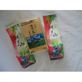 2 X 4 Oz (140 g) vacuum sealed bag of Taiwan Alishan (Ali-Shan Mountain) Spring New Leaf Green Tea - Taiwan High Mountain Grown Tea Premium Quality Oolong Tea.