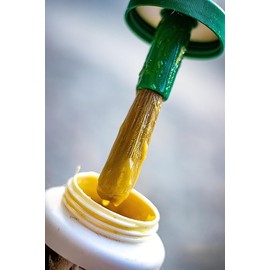 Excel Supplements Europe Hoof Support 0.5 L Fat Horse Helmets Antibacterial Barrier Hydration of Helmets Horse Care Prevents Helmet Diseases Regenerating Performance