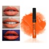 Labial Indeleble Mate Color Naranja Neón