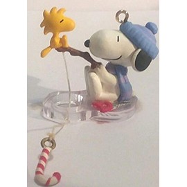 Peanuts Snoopy Winter Fun Hanging Ornament (2006 Edition, #9 in Series, Glass, Christmas)