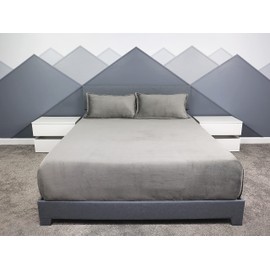 Ocomfly Queen Blanket and Pillow Set - Premium Fleece Blanket with 2 Matching Queen Pillow Shams. Cozy, Plush, and Stylish. Super Soft Blanket with Decorative Pillows for Bed. Grey Queen Blanket Set.