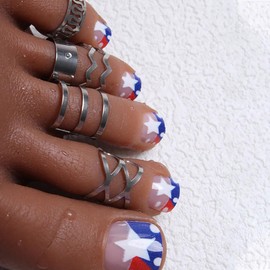 24Pcs Independence Day Star Press on Toenails Short Square Fake Toenails with Designs 4th of July Acrylic Nails Glue on Nails Patriotic False Toenails French Tip Stick on Nails for Women Nail Decor