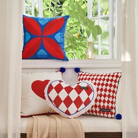 Qupace Pack of 2 Red and White Pillow Covers for Sofa Couch,Velvet Pillows Covers 18 x 18 Inch Red Heart Pillowcase Wedding Decoration Pillow Cushion Cover Pary Decor